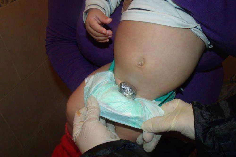 Chajar�: escond�an la droga en los pa�ales de un beb�