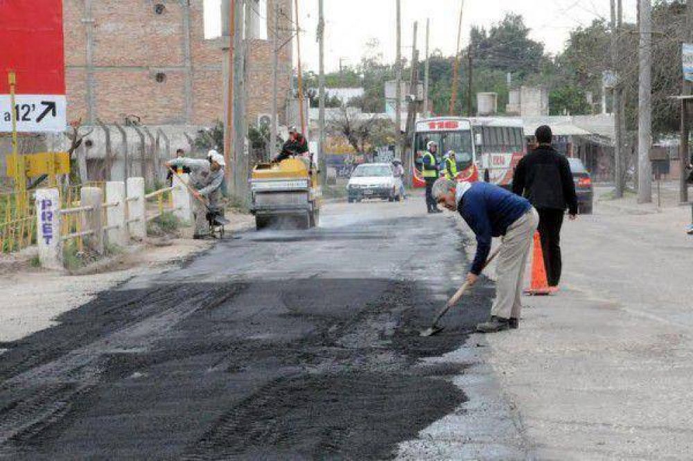Inician trabajos de bacheos en Madre de Ciudades y Antenor �lvarez