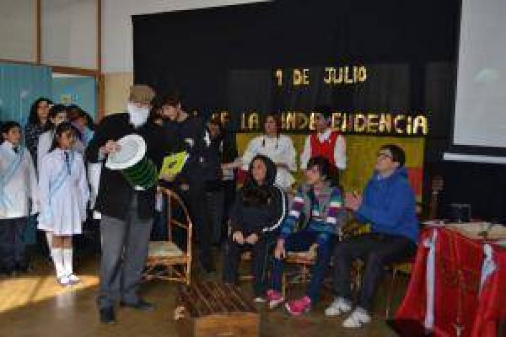 Al menos, tres desfiles por el D�a de la Independencia