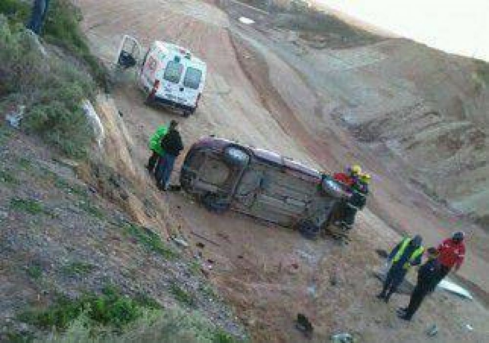 En grave estado por un violento vuelco en la Ruta 7 