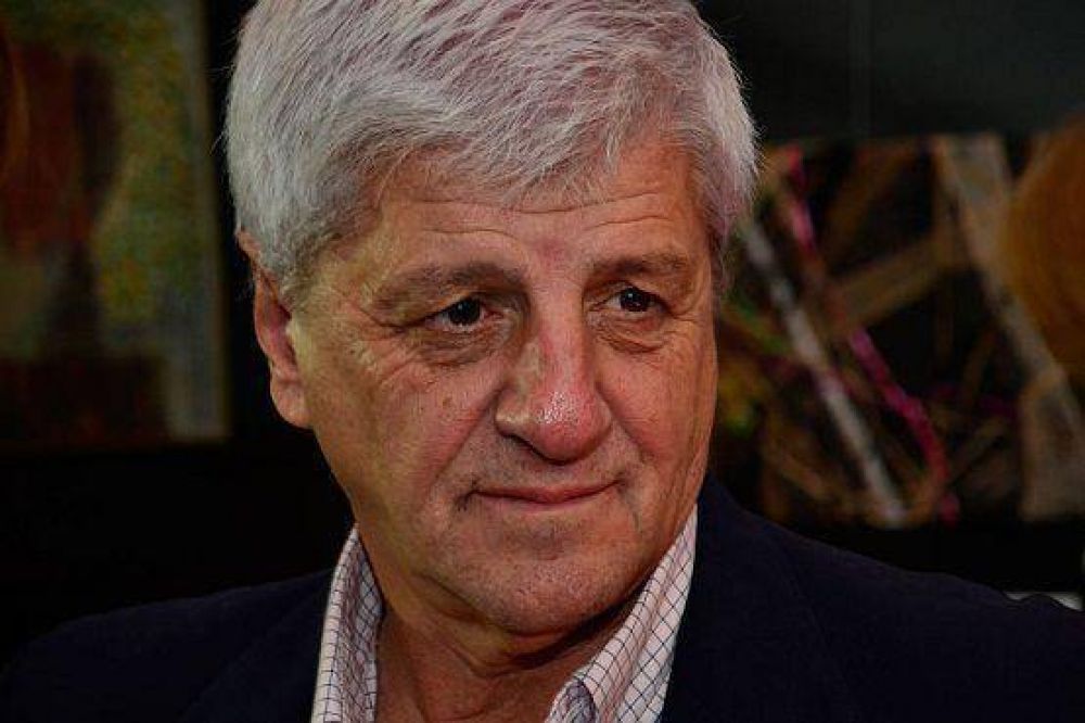 �La ineficiencia de la Provincia afecta a todos los municipios�