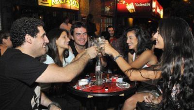 La AFIP no permitir� que los bares y hoteles emitan facturas tipo A