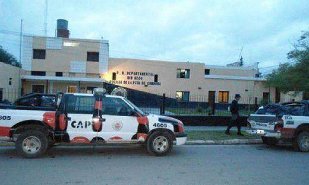 En medio de una discusi�n, amenaz� con quemar a su hija de 5 meses