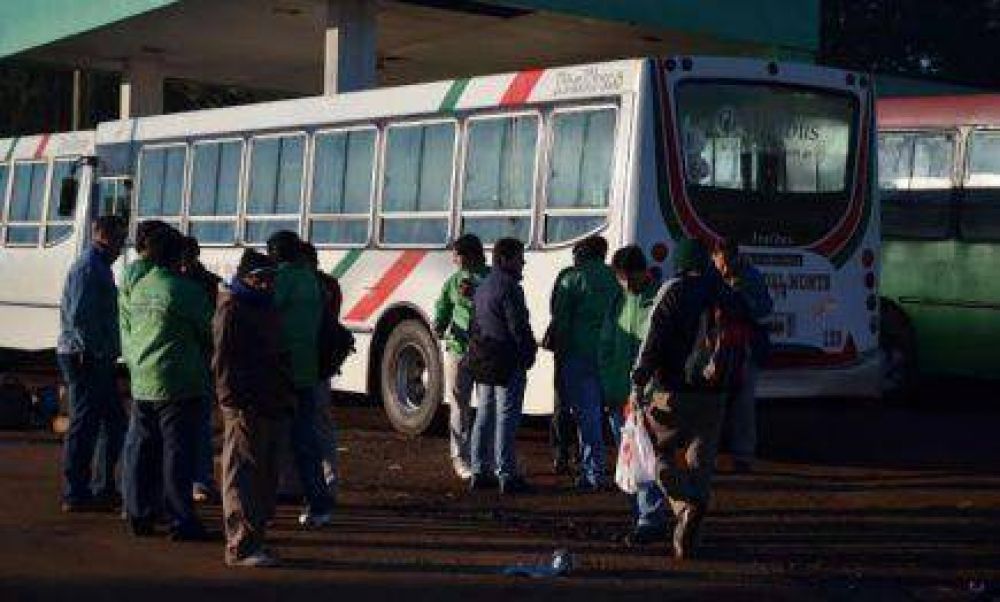 Ober�: tras conciliaci�n obligatoria, se restablece el transporte urbano