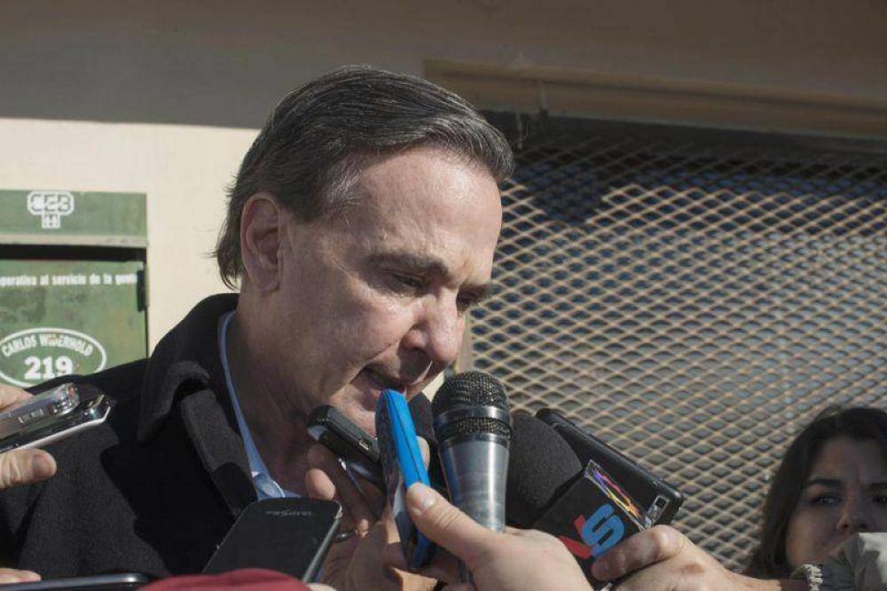 El senador pidi� serenidad para tratar el �tema Petrobras�