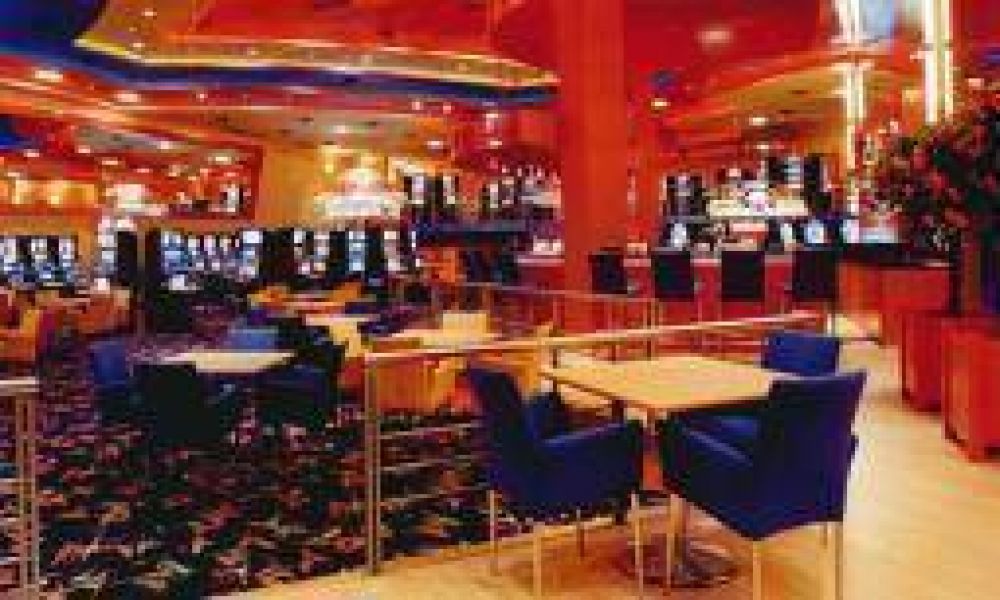 Los trabajadores del Casino Club reclaman indemnizaciones