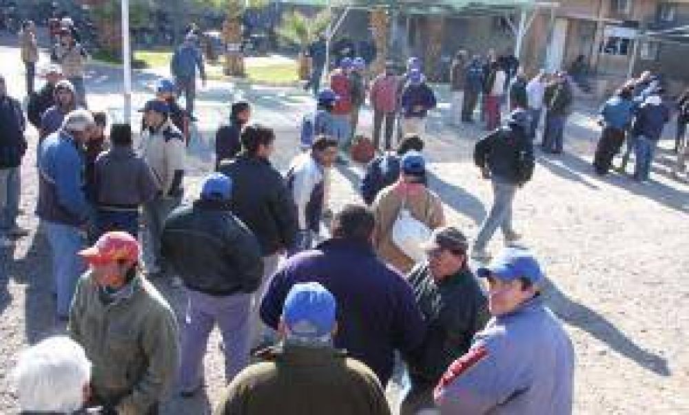 Rawson paga $14 millones por deuda que dej� Ibarra