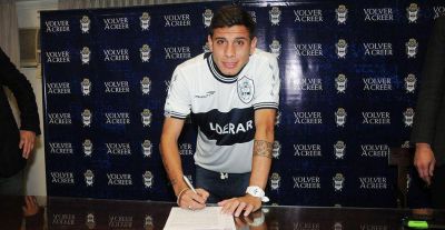 Ins�lito: G�mez firm� pero ten�a contrato en Uruguay