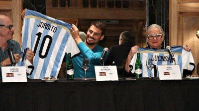 Los protagonistas de Avenida Brasil hinchan por Argentina en el Mundial