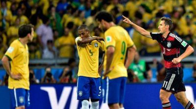 Paliza en el Mineirao: Alemania despide a Brasil de su Mundial con un hist�rico 7-1