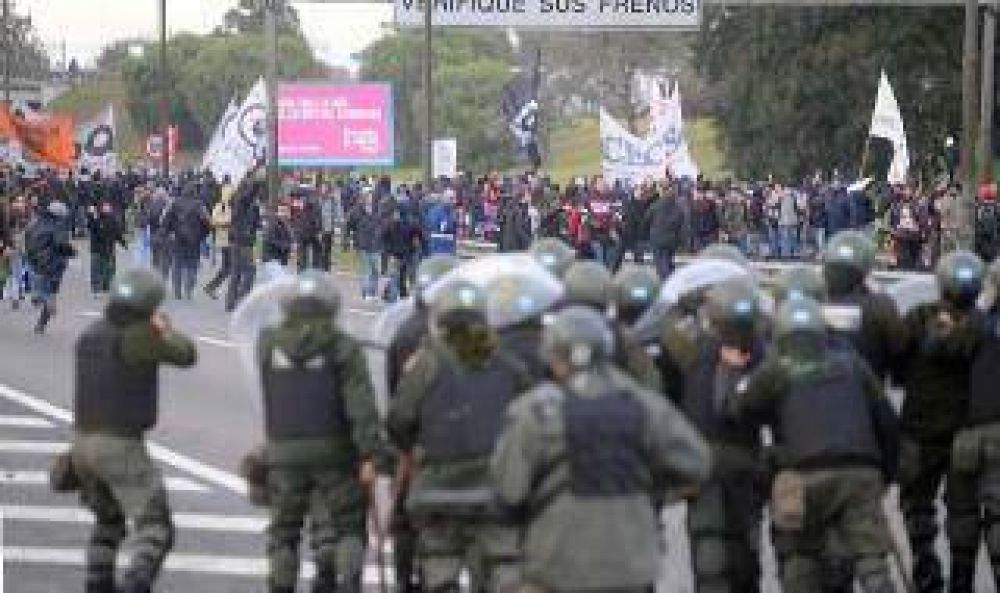 Conflicto de LEAR: Berni justific� el desalojo de Panamericana y responsabiliz� a diputados del FIT