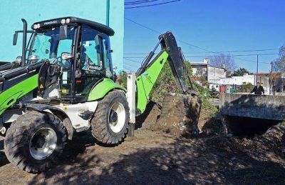 San Fernando realiza trabajos en la red hidr�ulica en la ex Ruta N� 197