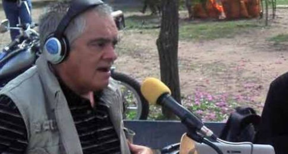 A un humilde servidor grandes tributos de la comunidad tras su partida