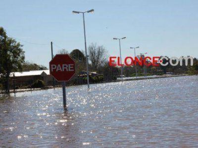 Crecida del r�o Uruguay: Impactantes im�genes del avance de las aguas en Concordia