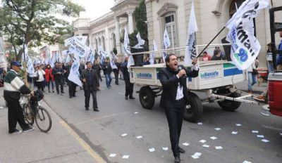 La Bancaria protest� en las calles del centro y no hubo atenci�n al p�blico