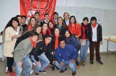 Asumieron las nuevas autoridades de la Facultad de Arte y Dise�o