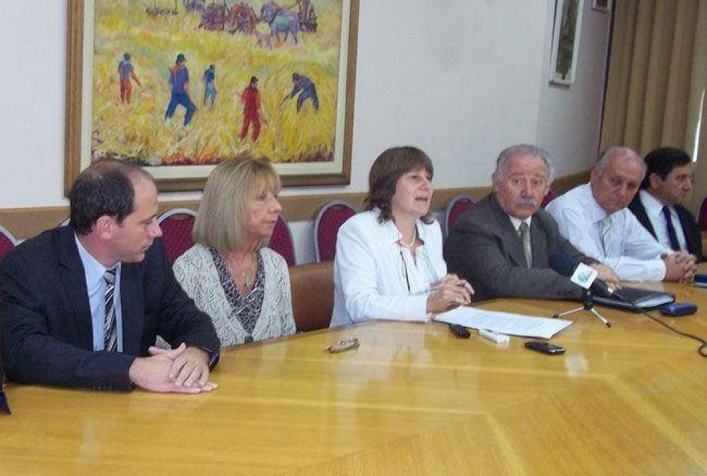 Giorgis convoca a �toda la dirigencia� para obtener la telefon�a celular para las cooperativas