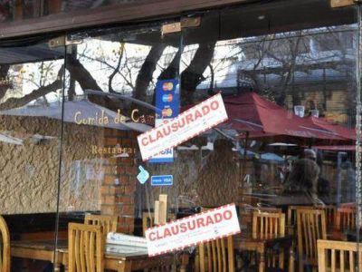 Clausuraron un local de comidas de la Peatonal