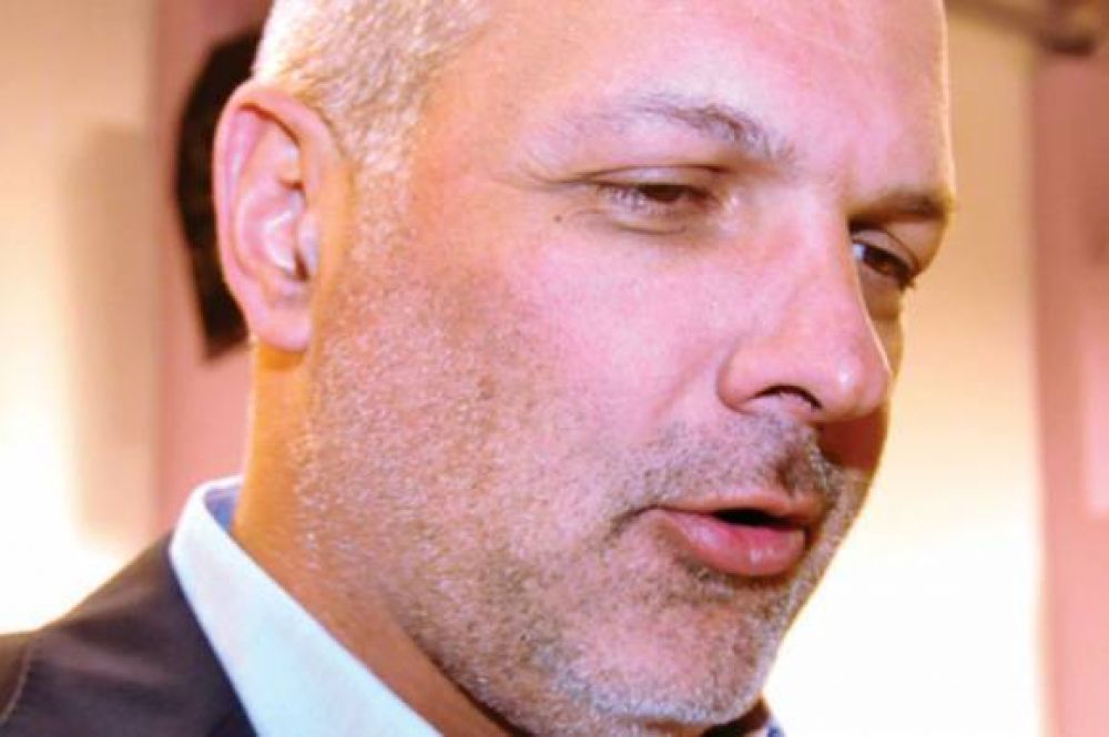 Buzzi volvi� a se�alar la necesidad de superar �la especulaci�n, la vieja pol�tica y el caudillaje�