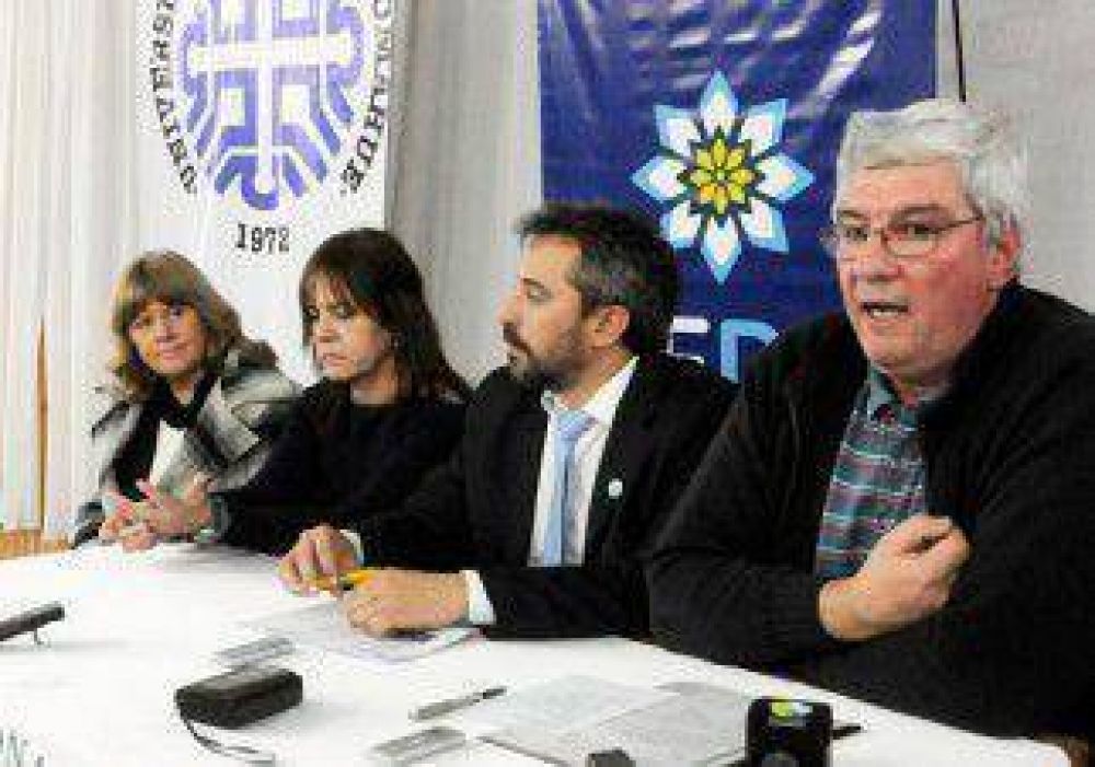 El Municipio suma apoyos para que se abra la calle Lan�n 