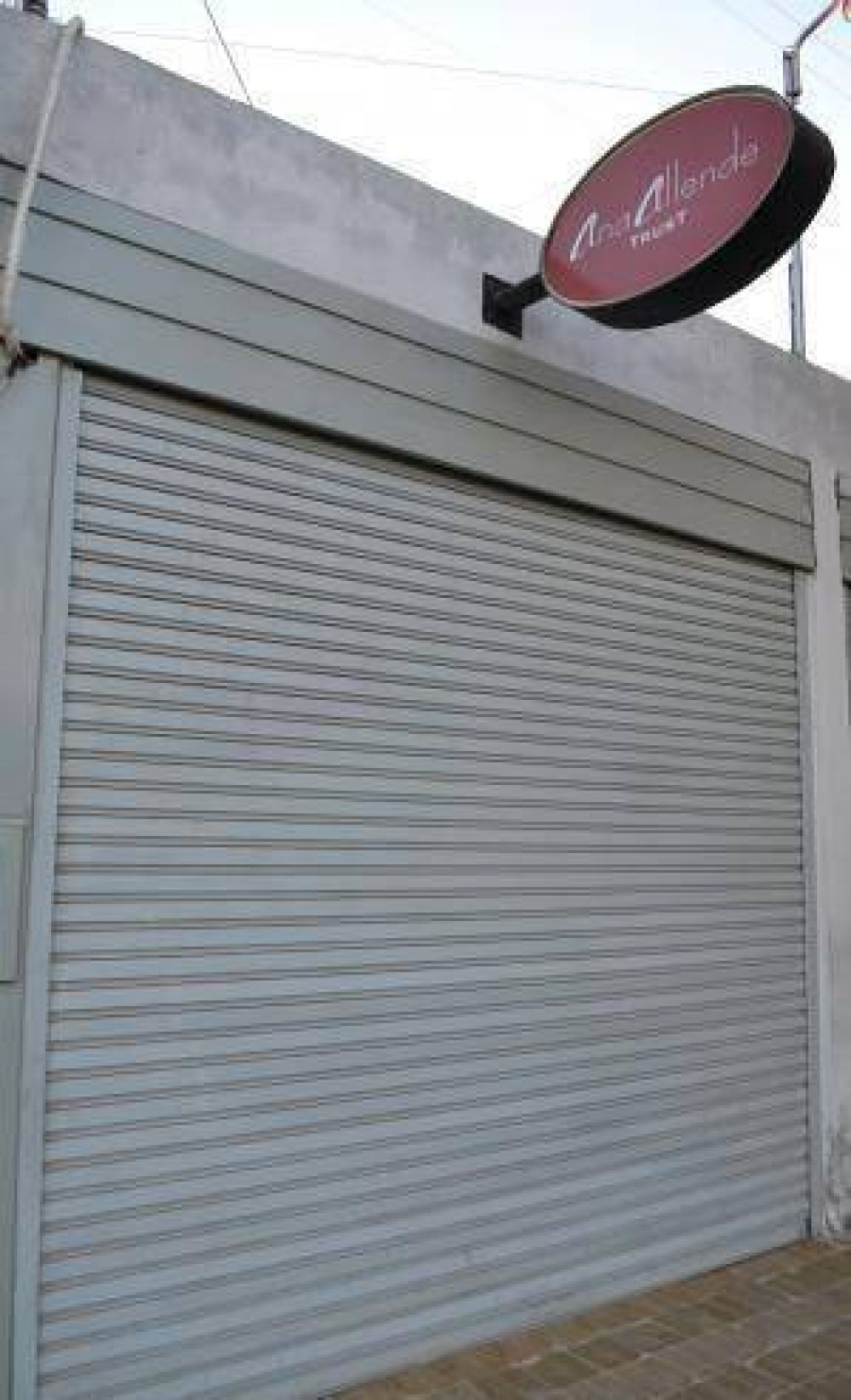 Joyer�a saqueada: �Vamos a cerrar, ac� no hay seguridad�