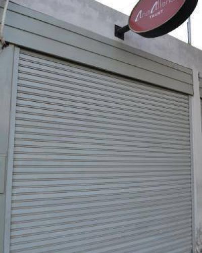 Joyer�a saqueada: �Vamos a cerrar, ac� no hay seguridad�