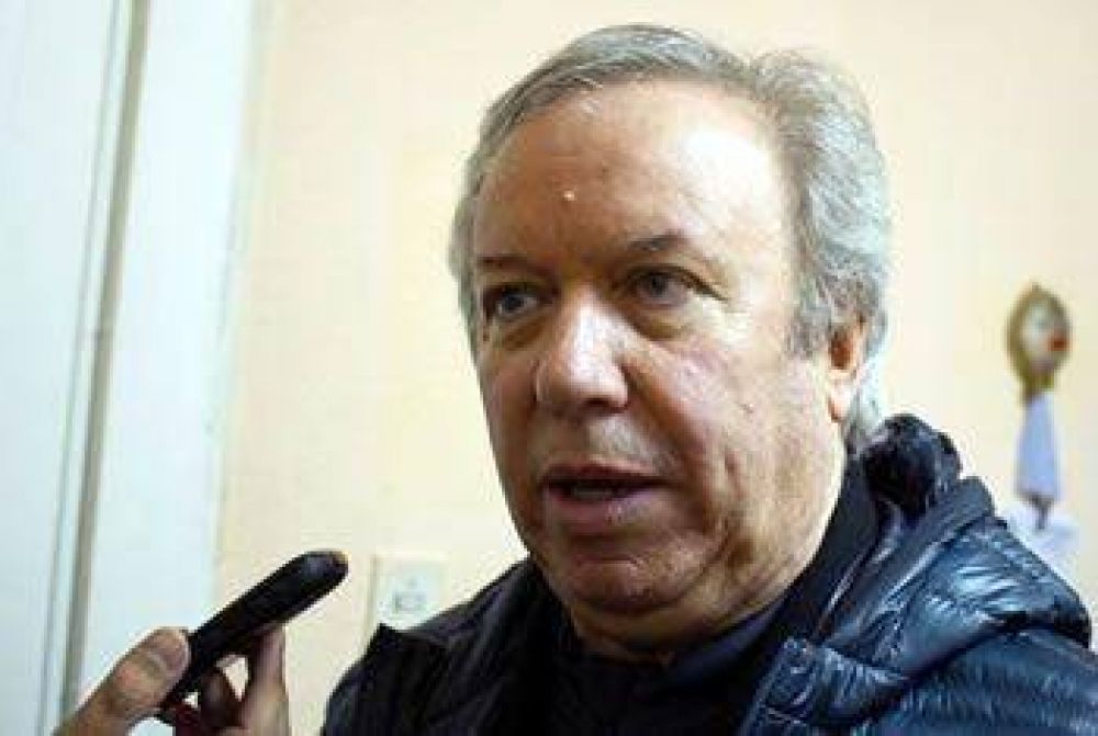 SANTA CRUZ SE PRESENTO A LA JUSTICIA POR LOS CORTES DE LUZ