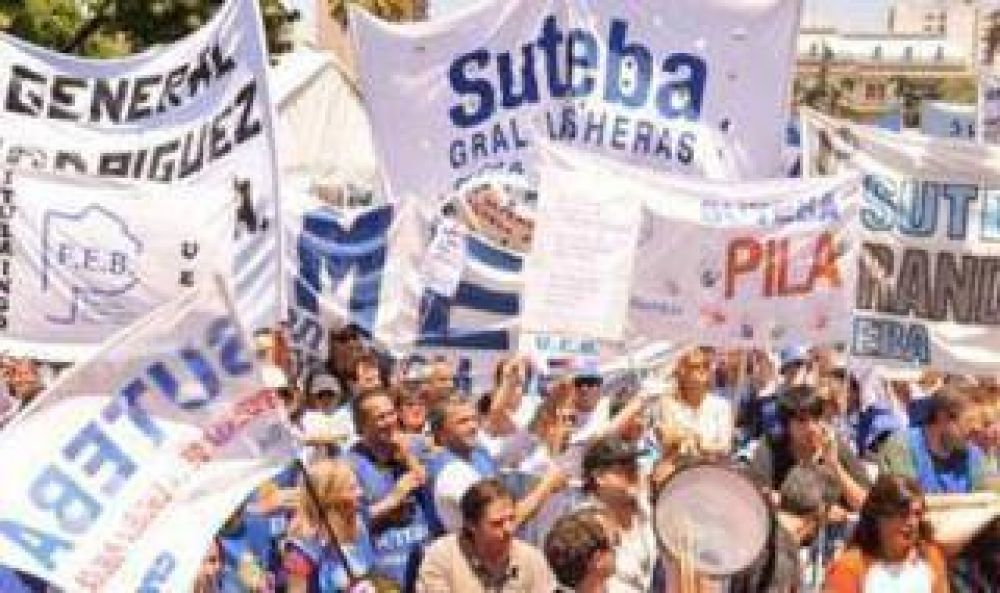 Conflicto docente: Feb define este jueves si vuelve al paro