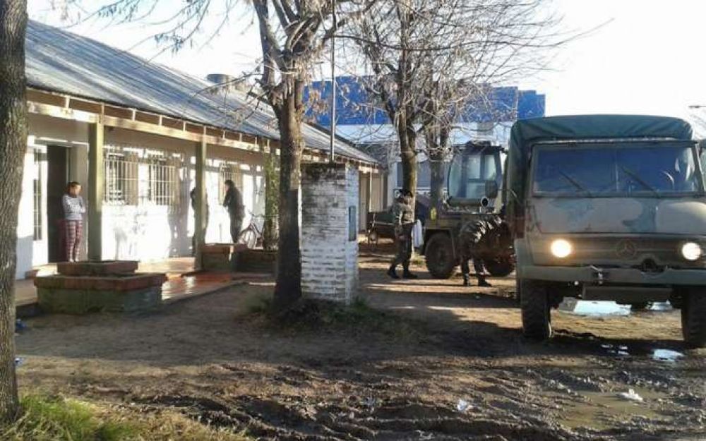 El ej�rcito colabora con la asistencia a los damnificados