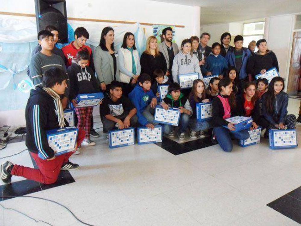 Entregaron netbooks