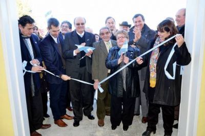 La inauguraci�n de la sede de Adultos Mayores fue una fiesta