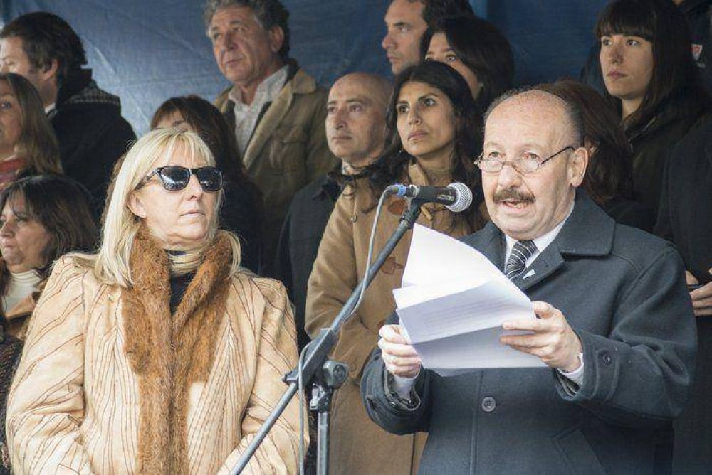 Jos� Inza invit� a la comunidad a �trabajar juntos por la prosperidad de nuestro querido pueblo�