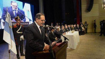 Alperovich: �Defendamos nuestra patria de los especuladores�