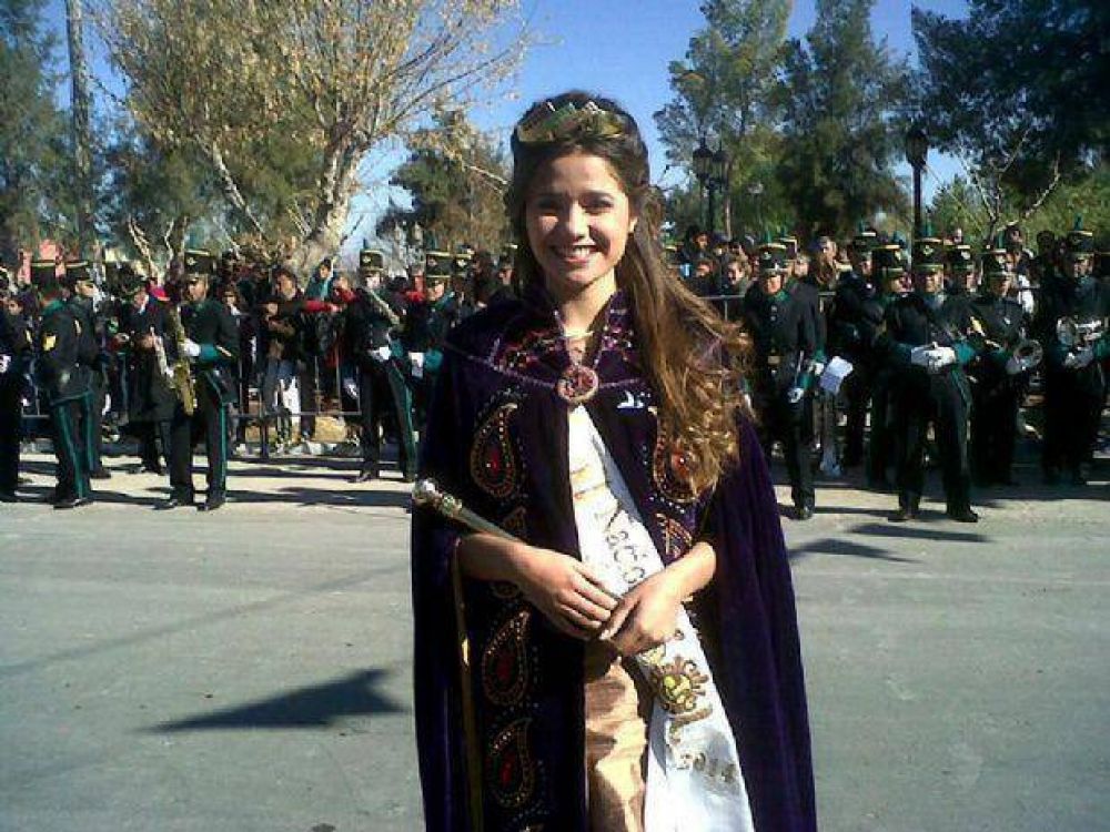 La Virreina Nacional del Sol ofici� de anfitriona en la fiesta c�vica por la Independencia