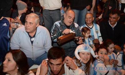 Colombi y R�os se juntaron a ver el partido: no hablaron de pol�tica, pero matearon