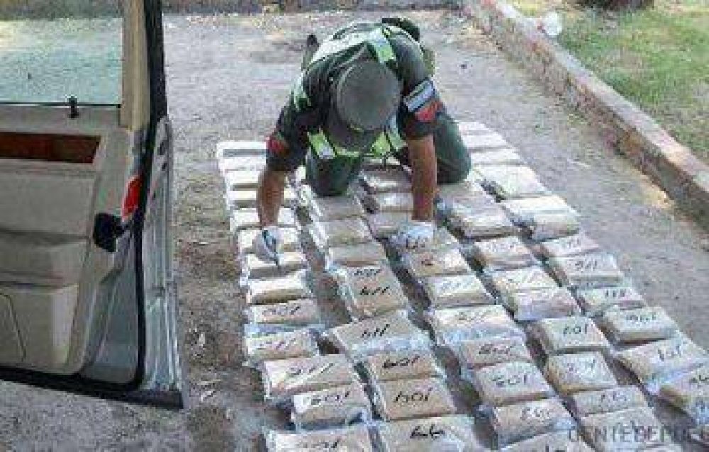 Gendarmer�a secuestr� 420 paquetes de marihuana
