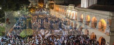 Salte�os festejaron en las calles el triunfo de Argentina 