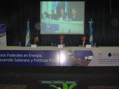 Llaman al debate a los que se oponen a los planes energ�ticos de avanzada