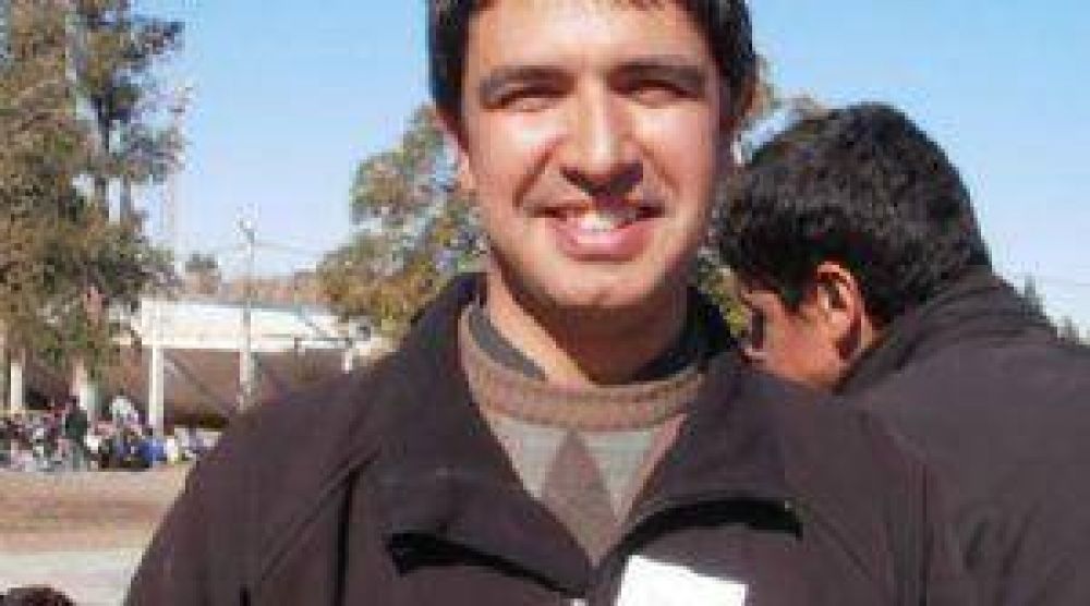 Venta de droga en Valle F�rtil: El padre Rodrigo Robles tuvo que declarar ante la Justicia Federal