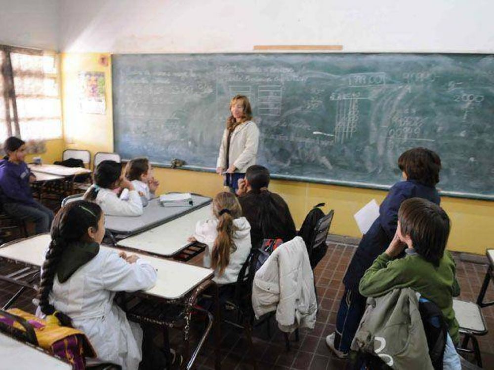 La UCR critic� el traslado por enfermedad de 4.200 docentes