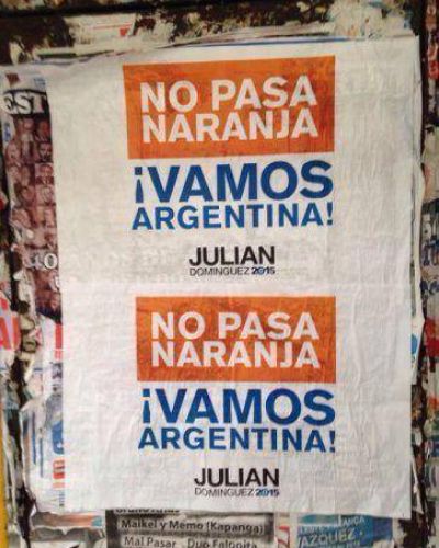 Guerra de afiches: contraataca San Mart�n