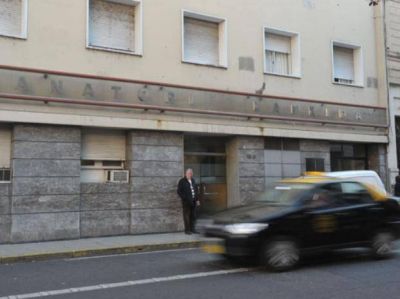 La agresi�n a una mujer taxista pone en riesgo el servicio para el domingo