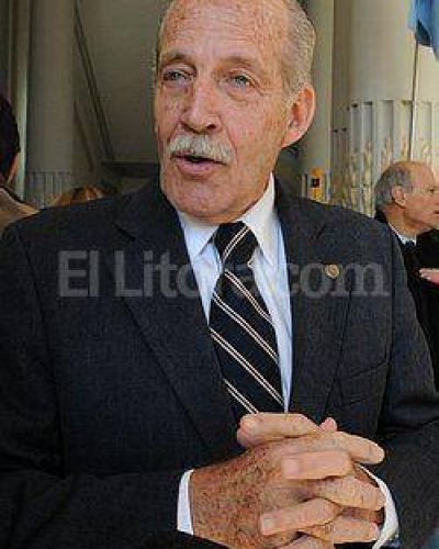 Semestre positivo pero pron�stico de d�ficit para cerrar el a�o 2014
