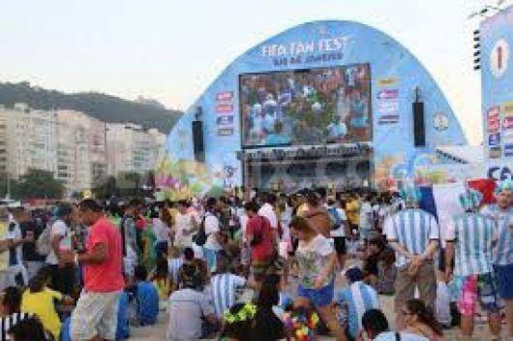 Cientos de correntinos a Rio de Janeiro para participar de la final Argentina �Alemania.