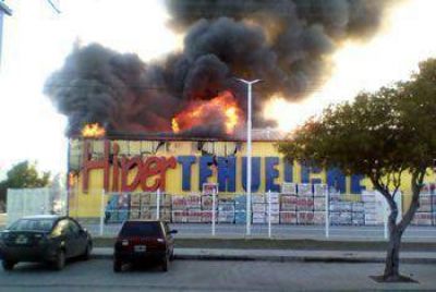 Aprobaron una resoluci�n destinada a que se equipe a bomberos de Caleta