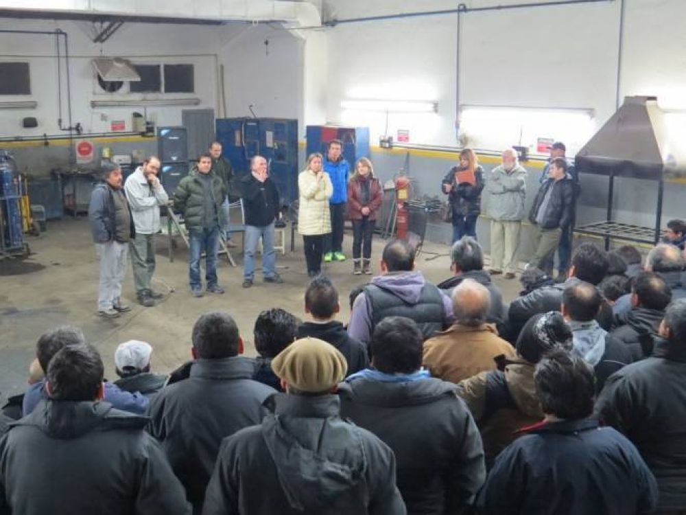 Denuncia penal a ex administradores de 3 de Mayo
