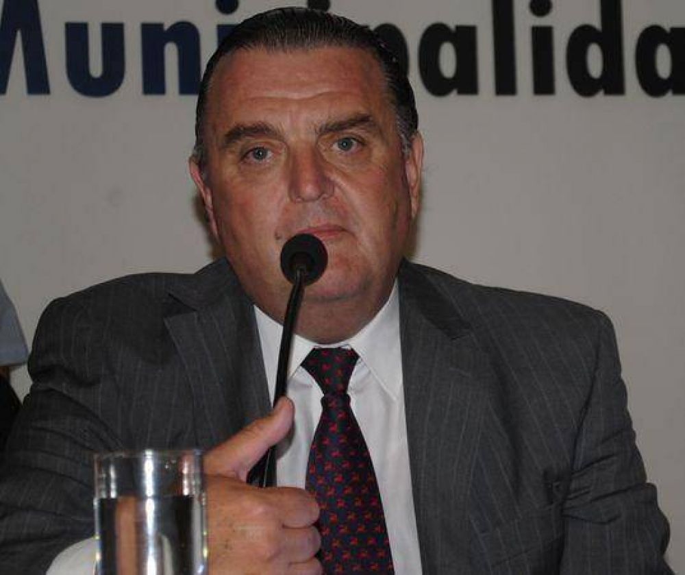 Intendente Aldo Carossi: �El Hospital tendr� guardia odontol�gica las 24 horas�