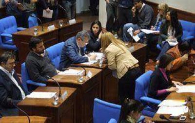 Esc�ndalo y denuncias cruzadas empa�aron la sesi�n de Avellaneda