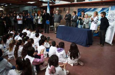 ESCUELAS MUNICIPALES ENSE�AR�N INGL�S CON NUEVAS TECNOLOG�AS