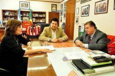 Reuni�n con el Ministro Collia